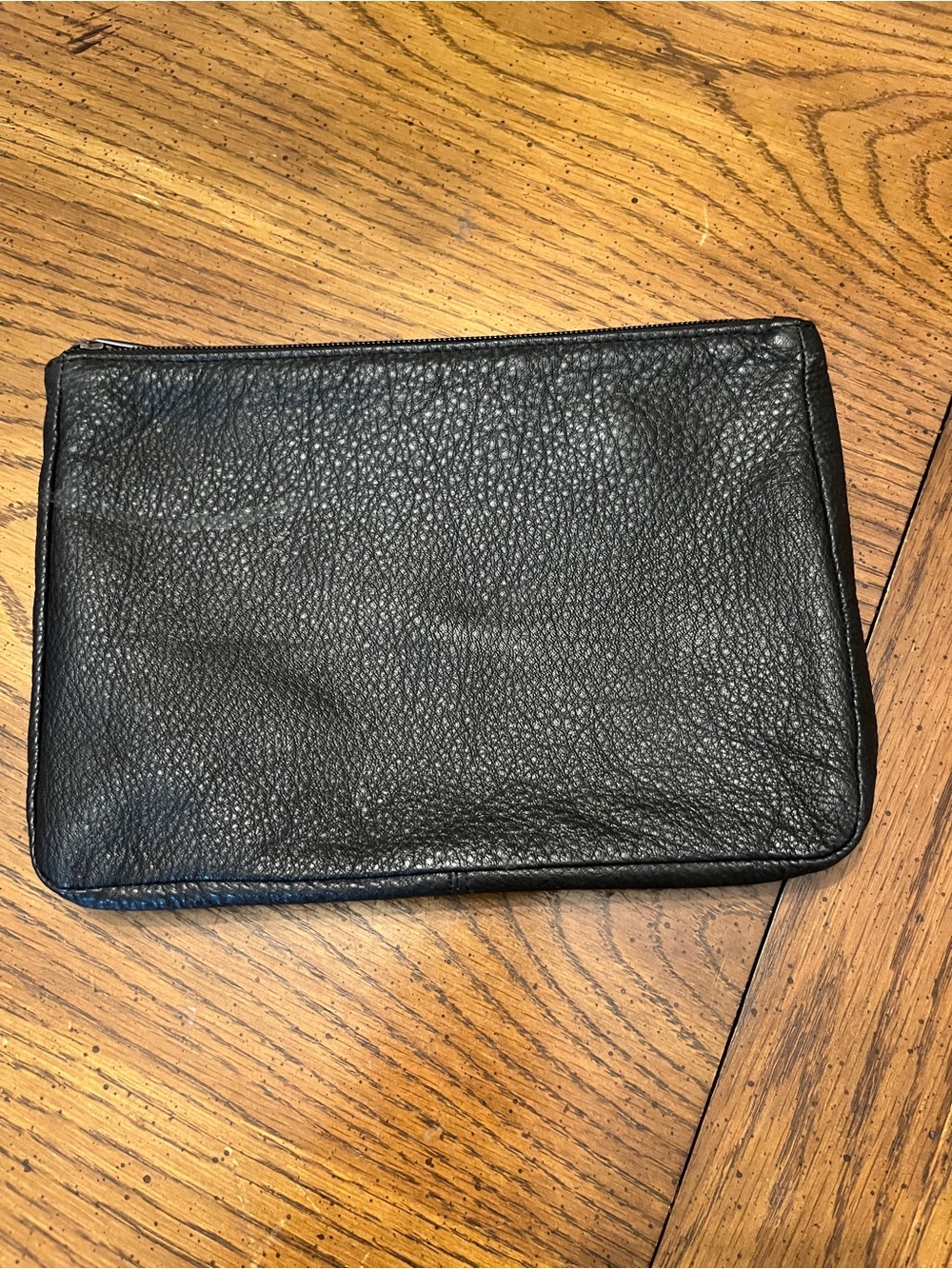 Levenger Black Leather Zip Pouch